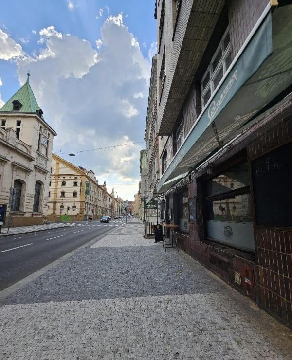 Cozy Homestay At Andel Prague Exterior photo